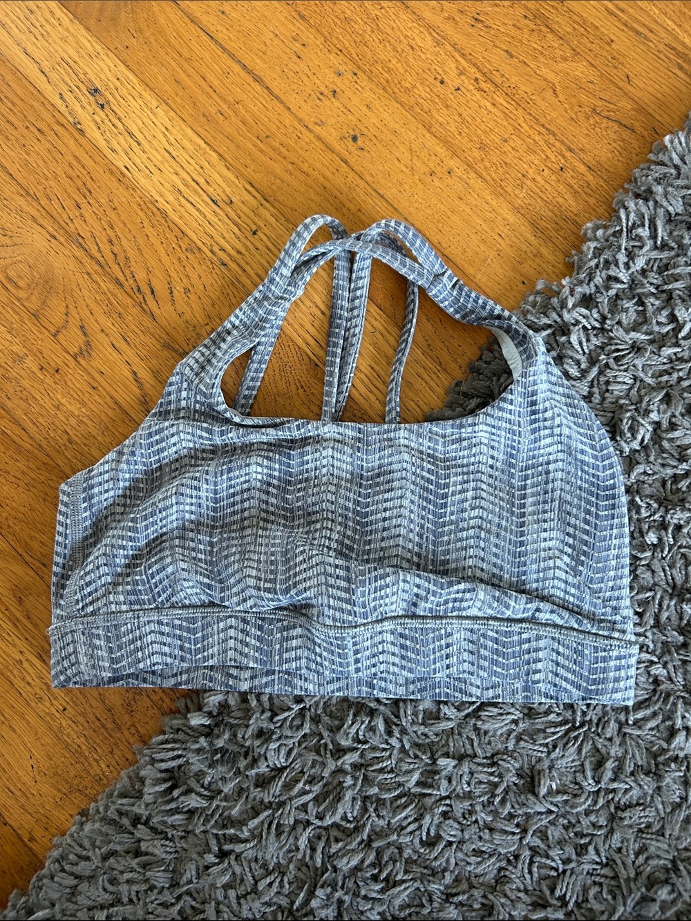 Lululemon Gray Patterned Strappy Sports Bra Size 6